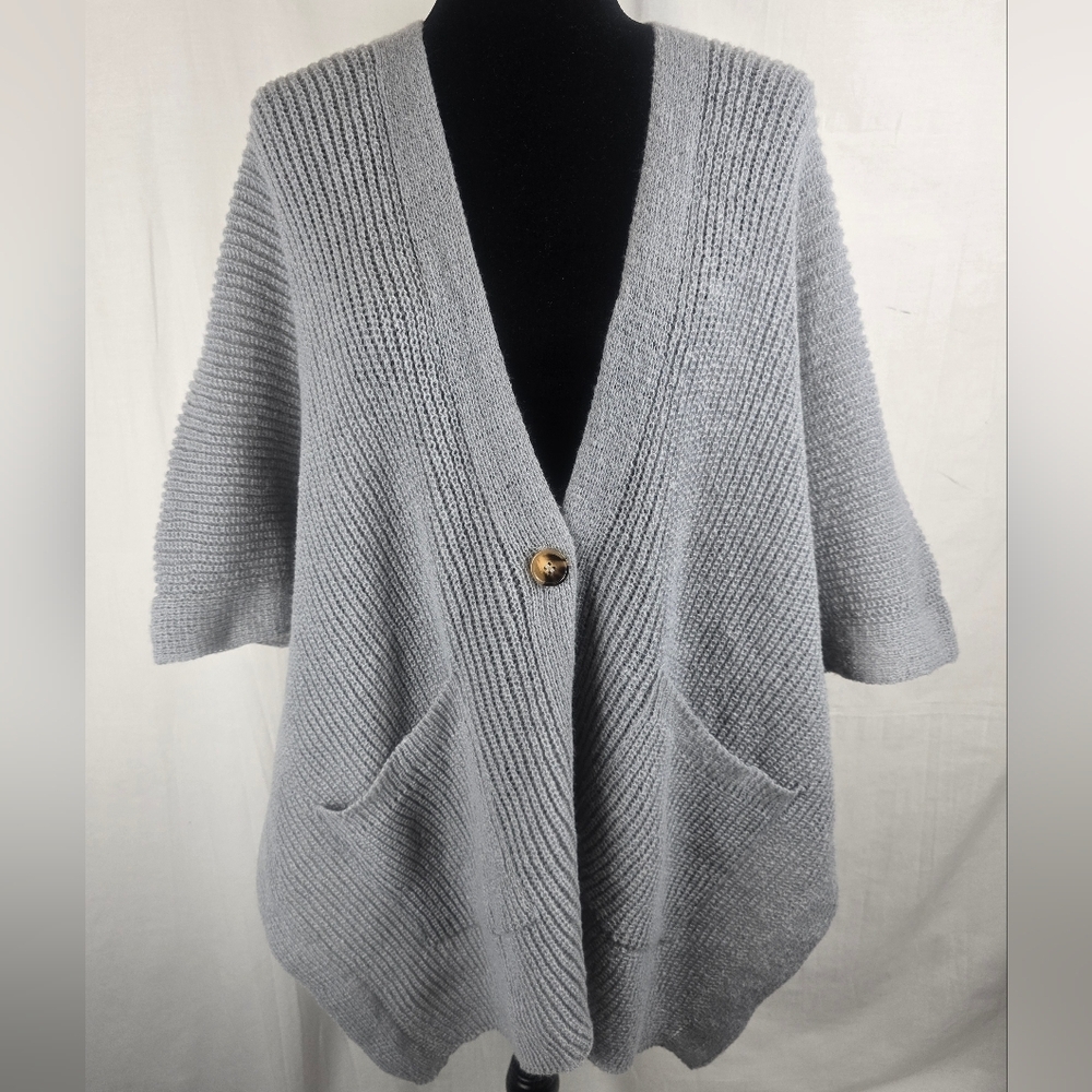 NWT Time And Tru Gray Oversized Women's Sweater with Button One Sz One Size